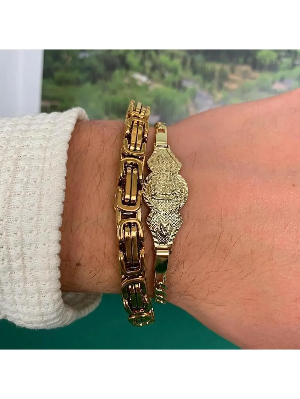 Vintage Y2K Gold Stainless Steel Steel Bracelet